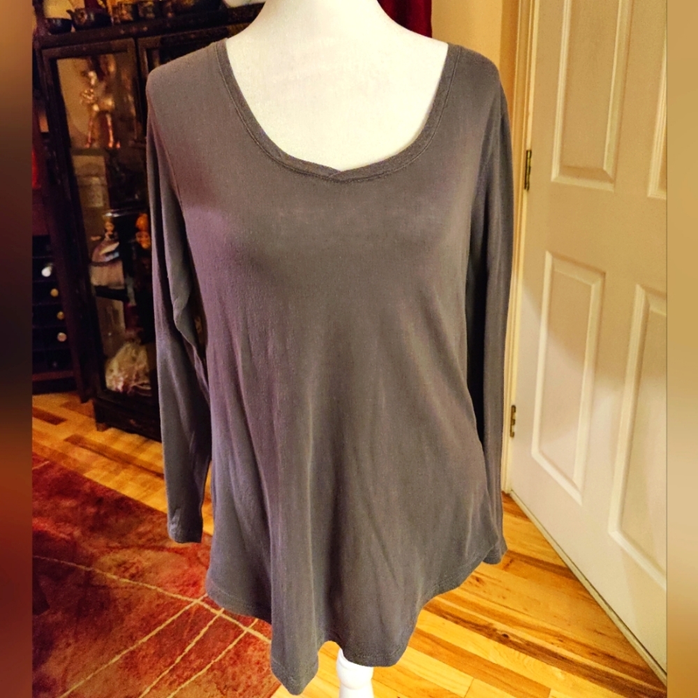 Curfew Long Sleeve Grey V-Neck Tee